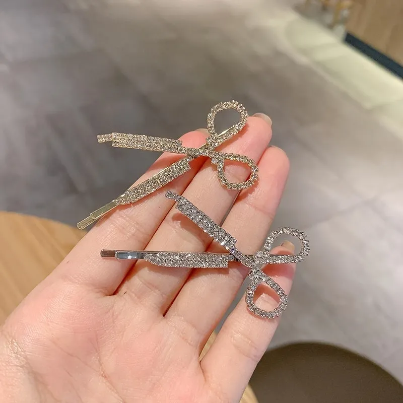 Add Sparkle to Your Hair with our Rhinestone Scissors Shape Hair Clip - Korean Crystal Barrette for a Vintage and Elegant Look