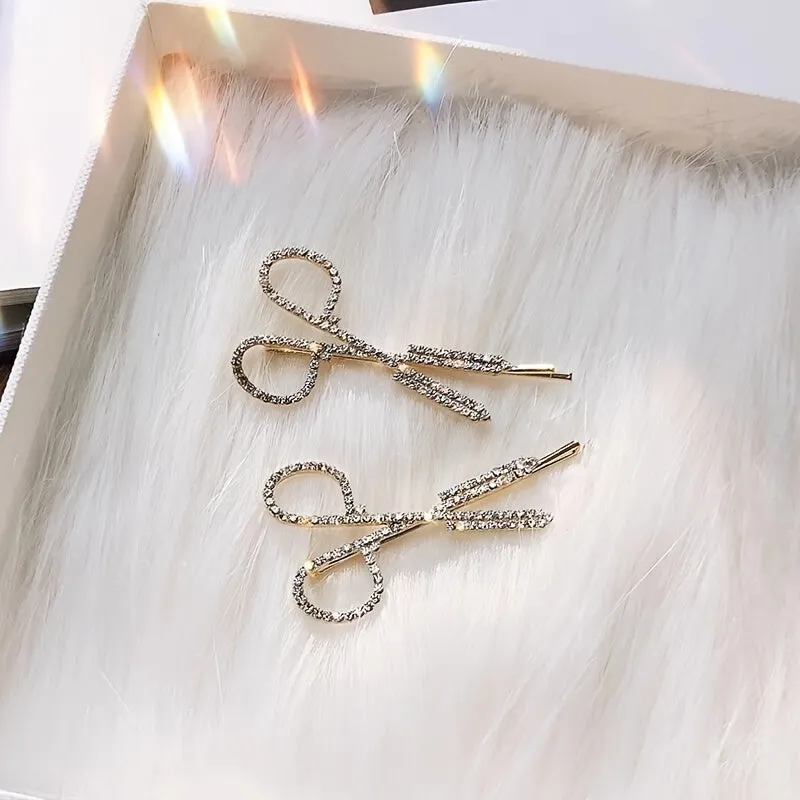 Add Sparkle to Your Hair with our Rhinestone Scissors Shape Hair Clip - Korean Crystal Barrette for a Vintage and Elegant Look