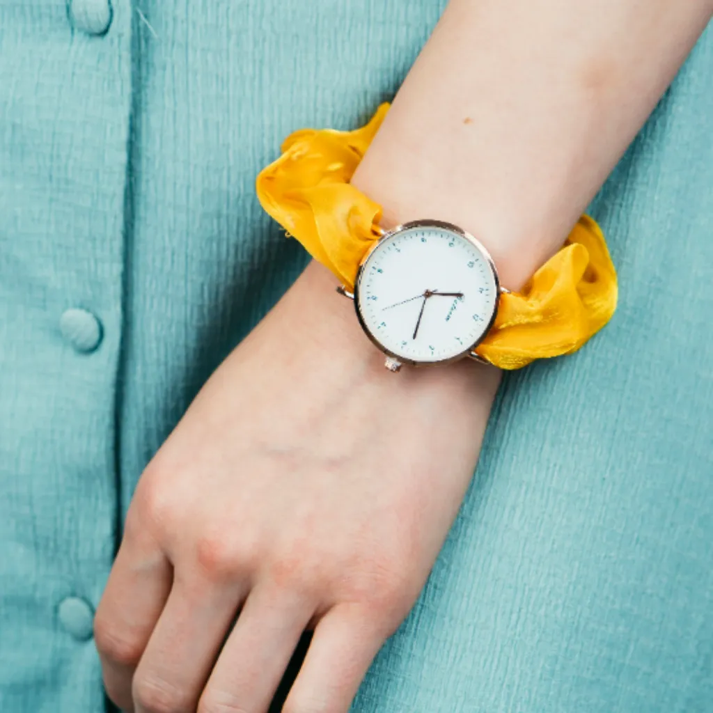 Blue Handmade Colour Women Elastic Strap Bracelet Wristwatch