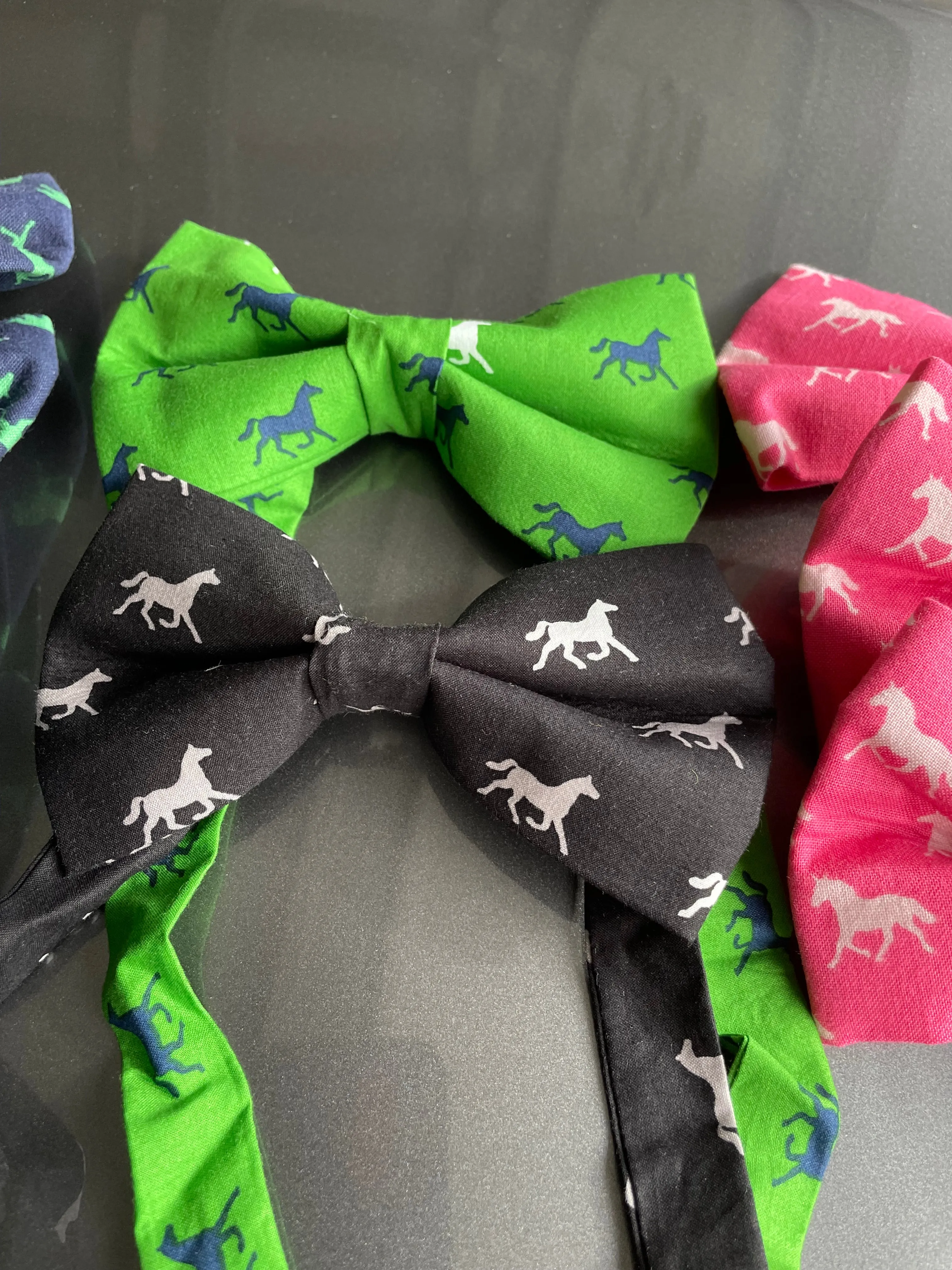 Derby Day Horses Novelty Bow Ties