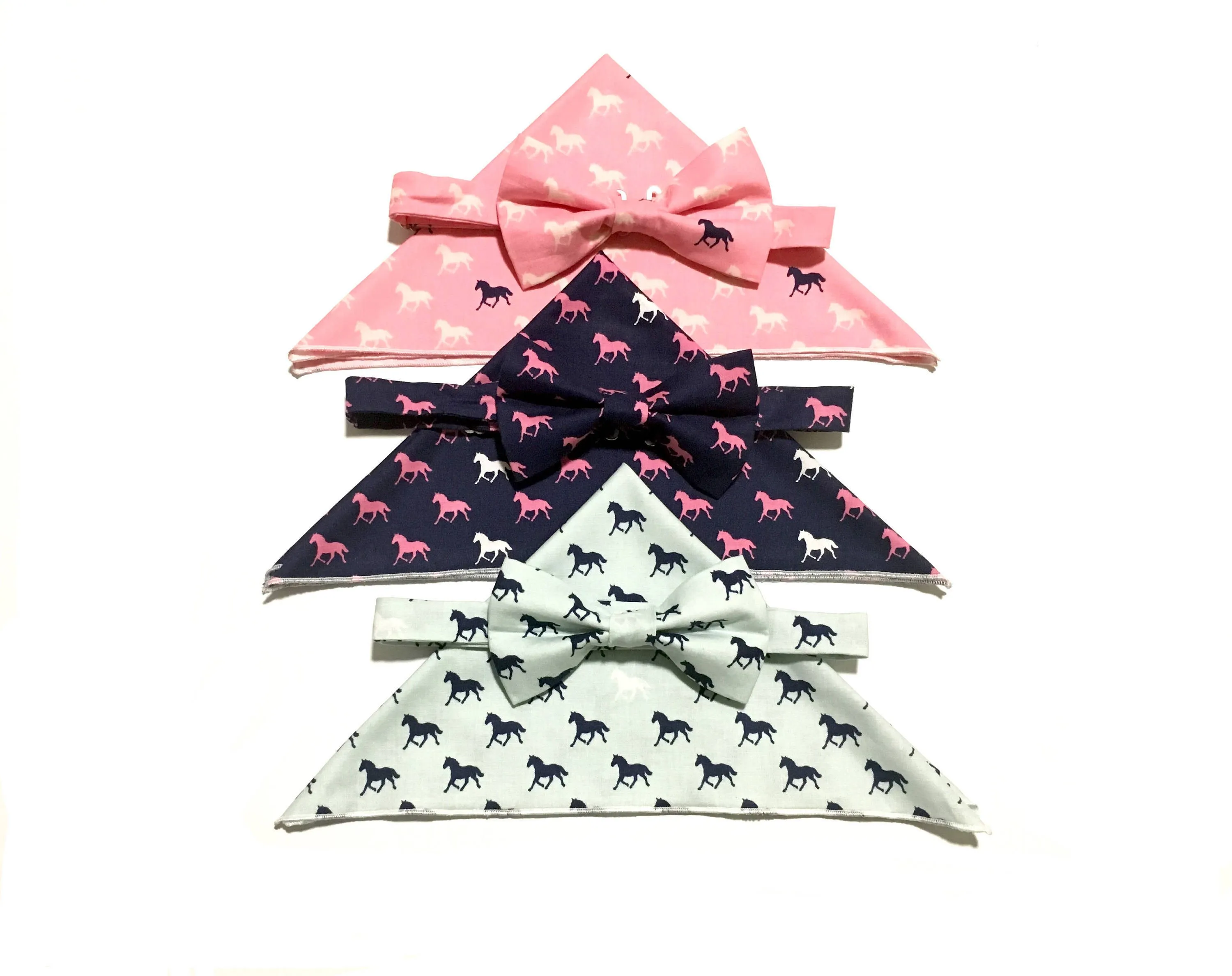 Derby Horses Bow Tie & Pocket Square Set