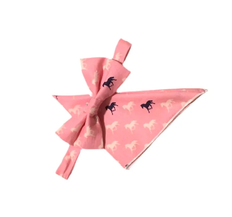 Derby Horses Bow Tie & Pocket Square Set