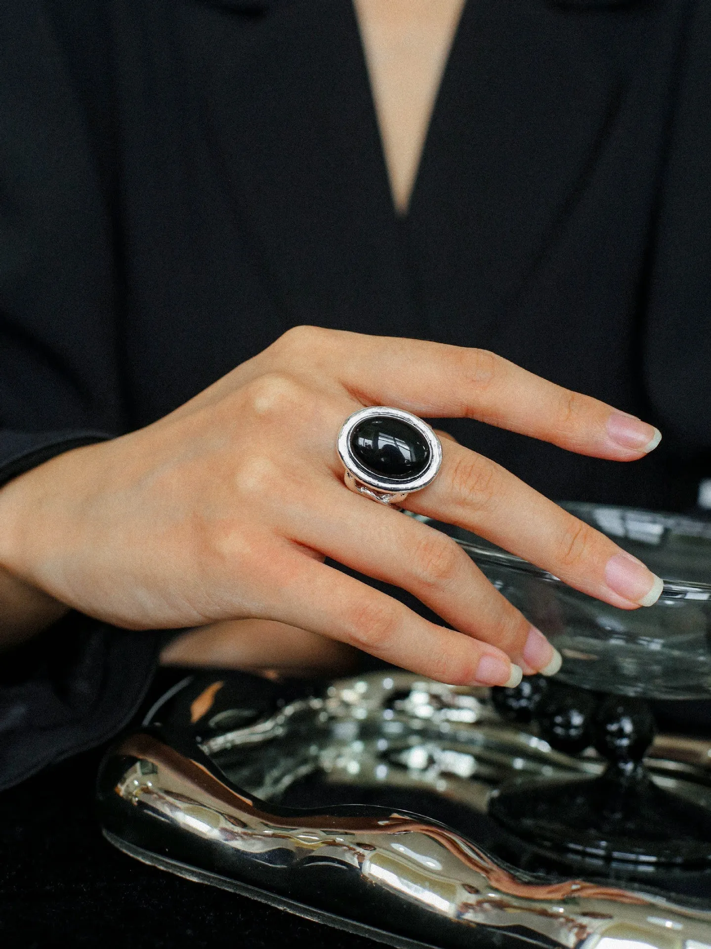 Fashion Oval Black Agate Open Ring