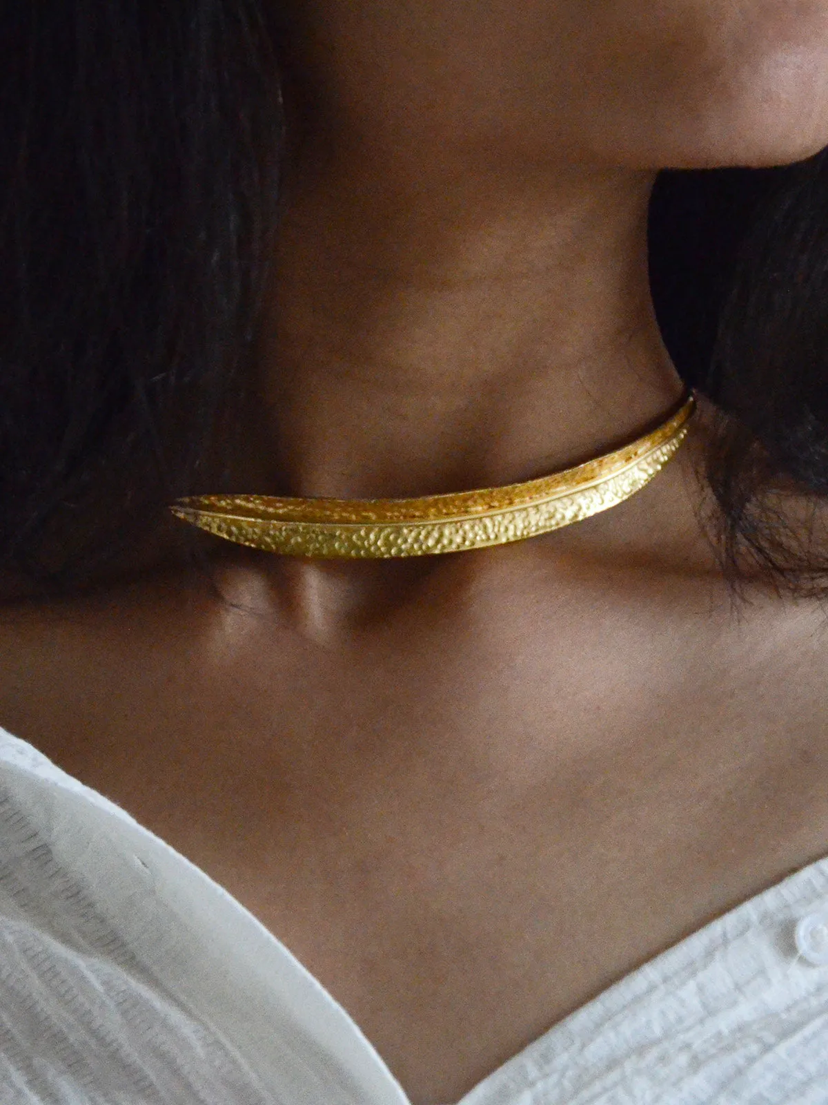 Ira Brass Choker Gold