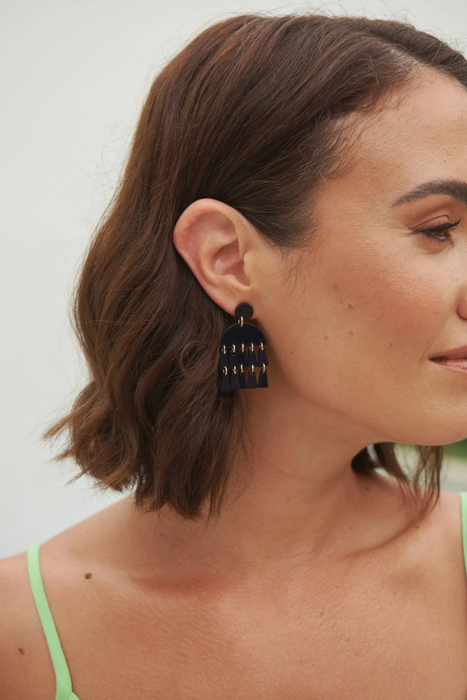 La Vie Drop Earring - Sapphire