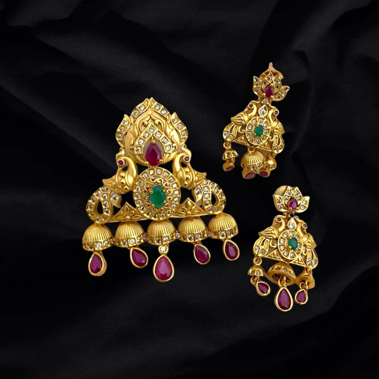 Peacock Antique Gold Pendant set