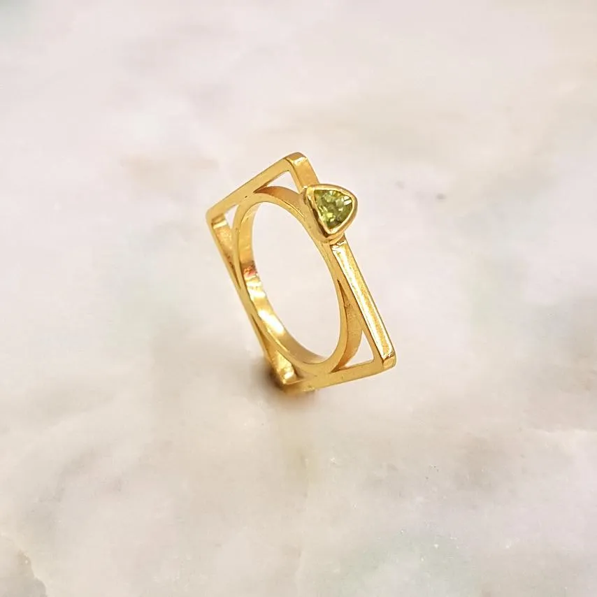 Peridot Minette Cube Ring