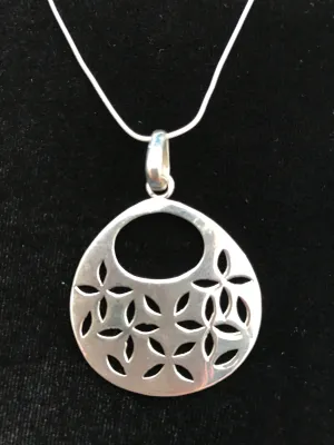 Womens Sterling Silver Pendant and Chain
